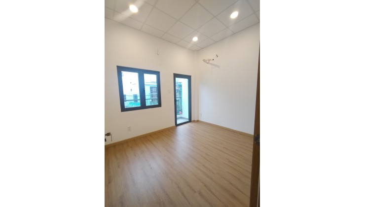 Nhà riêng Trường Chinh, Tân Bình, 72m2, Hẻm xe VINFAST, 4 tầng, gần quận 10, 11